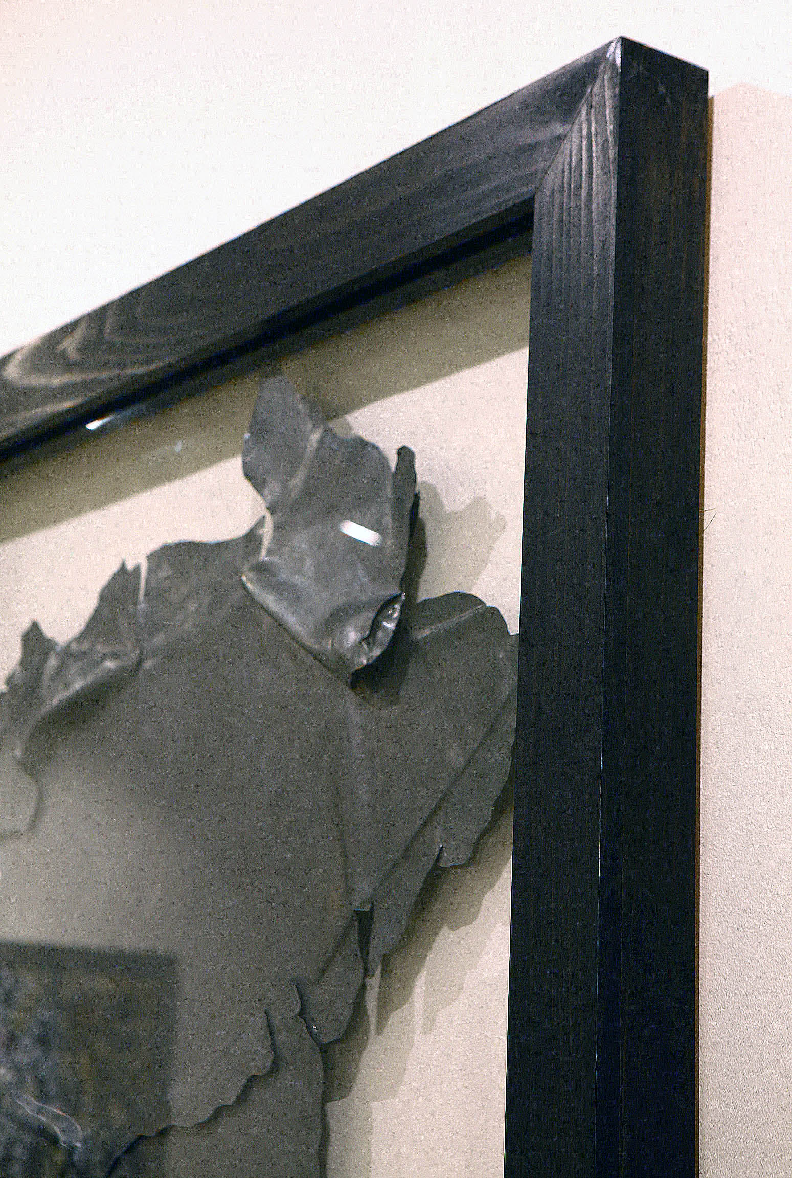 Archival Pigment Print B&W photograph and Floating Engraved Metal Sheet - 98x60 (framed )